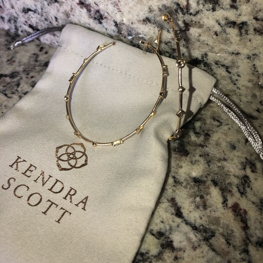 Kendra Scott Zella Gold Hoop Earrings!